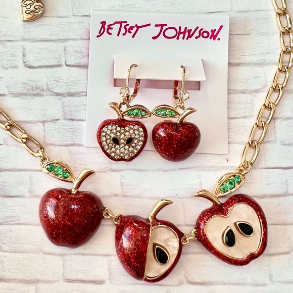 Make school days fun! AUTHENTIC Betsey Johnson School-Themed Jewelry. - Picture 6 of 15